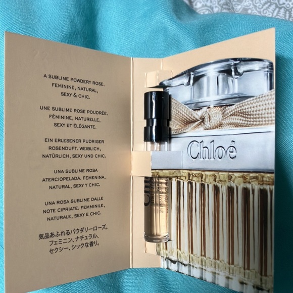 Chloe - Picture 2 of 3